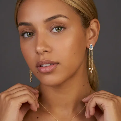 Boucles d'oreilles pendantes style oriental en Argent 925 doré à l'or fin avec pierre bleue goutte d'eau - Scoobijou.