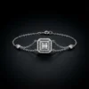 Bracelet argent 925 rhodié chaîne fine avec médaillon carré triple pavage zircons baguette et brillants, deux pierres latérales, luxe accessible porté au poignet, Scoobijou Maroc.