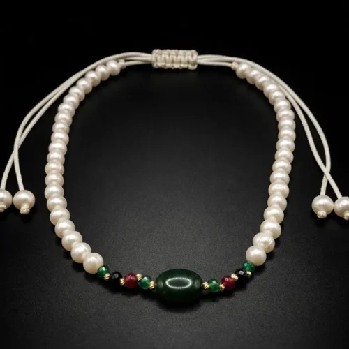 Collier perles d'eau douce naturelles جوهر حر avec boules Or 18K et émeraudes synthétiques premium – Orjouane.com Maroc