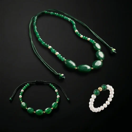 Ensemble collier et bracelet en émeraude synthétique, perles d'eau douce جوهر حر et or 18K avec bague offerte au Maroc.