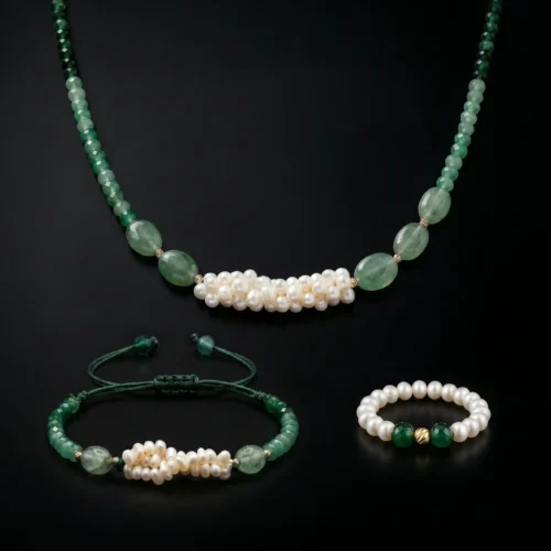 Ensemble collier et bracelet torsadé en perles d'eau douce جوهر حر, pierres vertes, détails or 18k et bague offerte au Maroc.