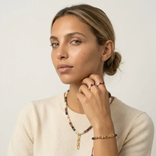 Ensemble collier et bracelet en or 18k avec perles d'eau douce جوهر حر, tourmaline et émeraude, bague offerte au Maroc.
