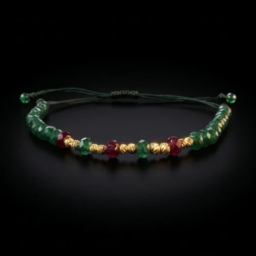 Bracelet en macramé ajustable avec perles d'émeraude synthétique et acier inoxydable doré